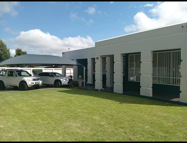 3 BEDROOM HOUSE FOR SALE IN MONUMENT